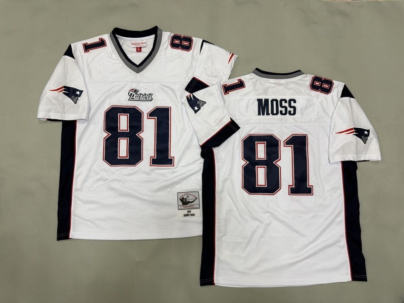 Men 2025 New England Patriots #81 Moss white Throwback Limited NFL Jersey style 002->new england patriots->NFL Jersey